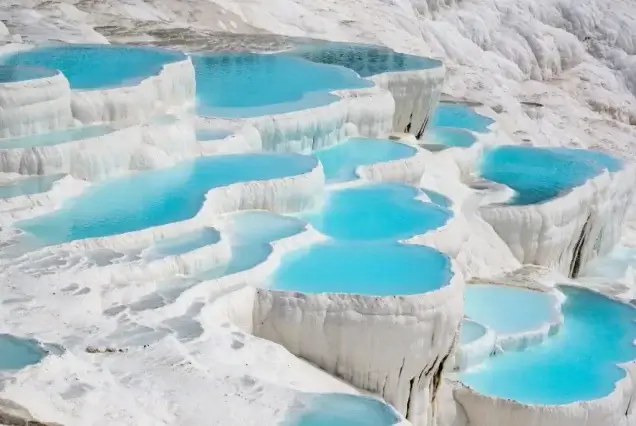 Pamukkale & Salda Gölü Turu (İzmir Hareketli)